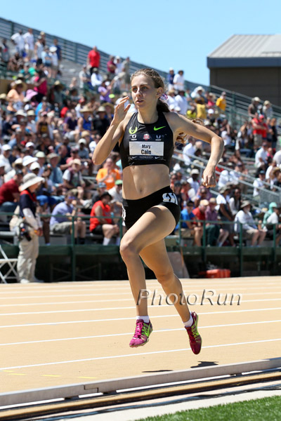 Mary Cain wins World Junior 3000m