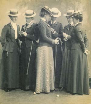 Victorian era female golfers