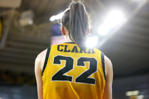 caitlin clark iowa basketball